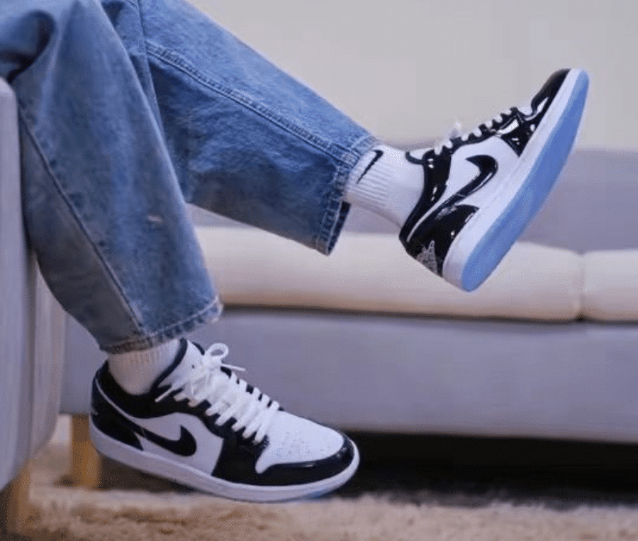 Giày Nike Air Jordan 1 Low GS 'Concord' DV1333-100 - Ảnh 2