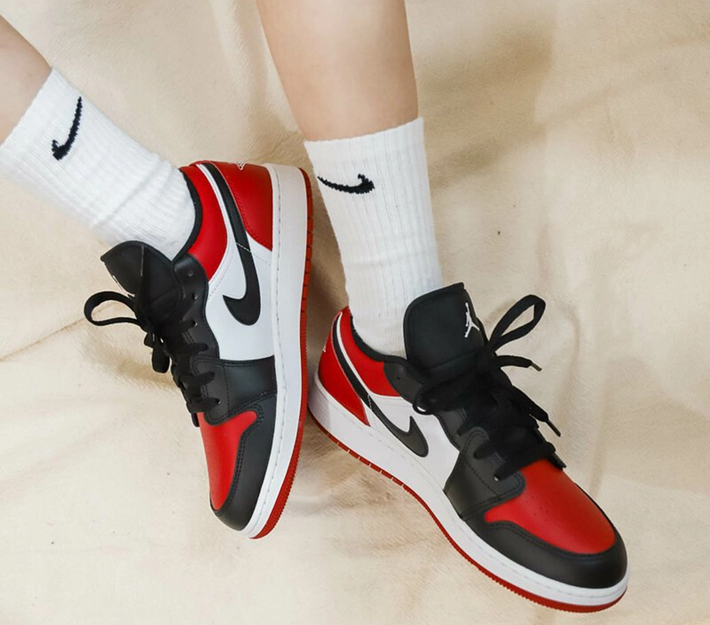 Giày Nike Air Jordan 1 Low 'Bred Toe' 553558-612 - Ảnh 2