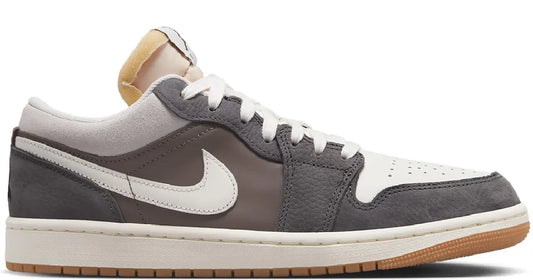 Giày Nike Air Jordan 1 Low SNKRS Day Korea FD0399-004 - 23trk.com