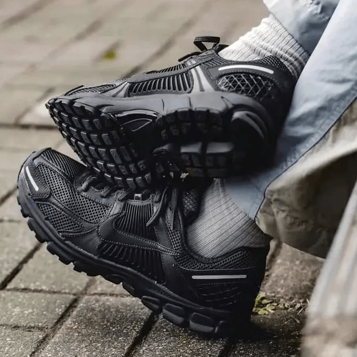 Giày Nike Air Zoom Vomero 5 ‘Triple Black’ BV1358-003 - ảnh 4 | 23TRK