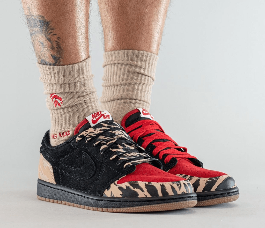 Giày Nike SoleFly x Air Jordan 1 Low Retro OG SP 'Everglades' DN3400-001 - Ảnh 4