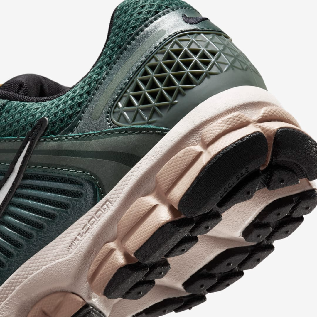 Giày Nike Air Zoom Vomero 5 ‘Vintage Green’ FN6742-300 - ảnh 3 | 23TRK