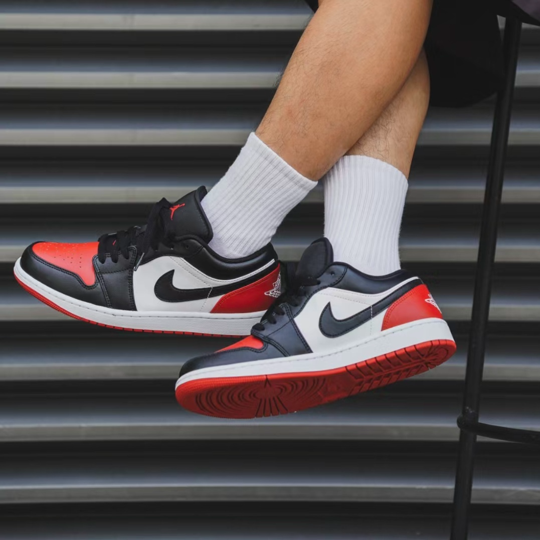 Giày Nike Air Jordan 1 Low ‘Bred Toe’ 553558-161 - Ảnh 4