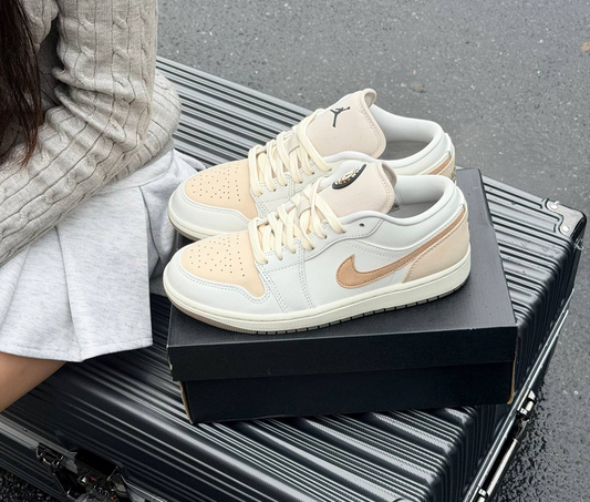 Giày Nike Air Jordan 1 Low ‘Dongdan’ IB8855-121 - Ảnh 2