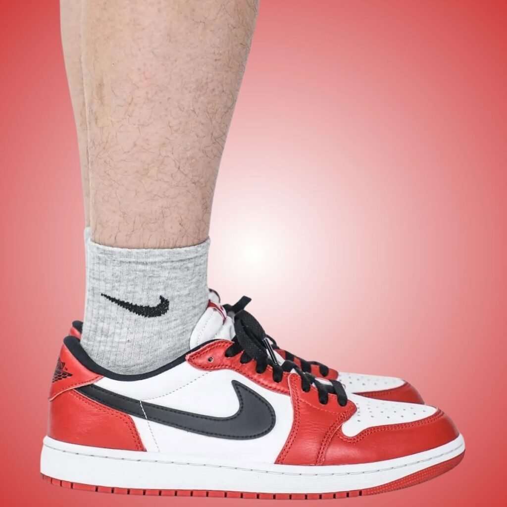 Giày Nike Air Jordan 1 Retro Low OG ‘Chicago’ HQ6998-600 - Ảnh 2