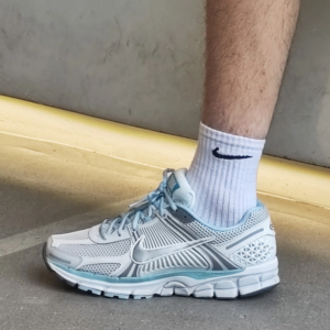 Giày Nike Air Zoom Vomero 5 ‘Ocean Bliss’ FN3432-001 - ảnh 3 | 23TRK