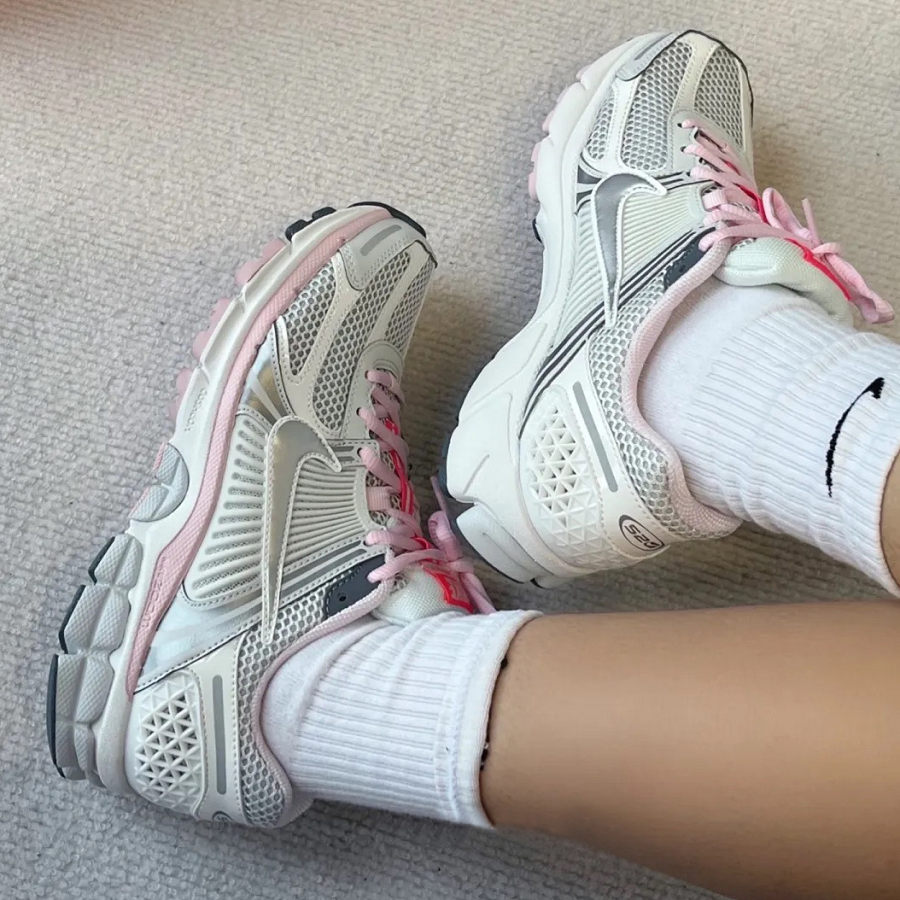Giày Nike Zoom Vomero 5 ‘White Pink’ FN3695-001 - ảnh 3 | 23TRK
